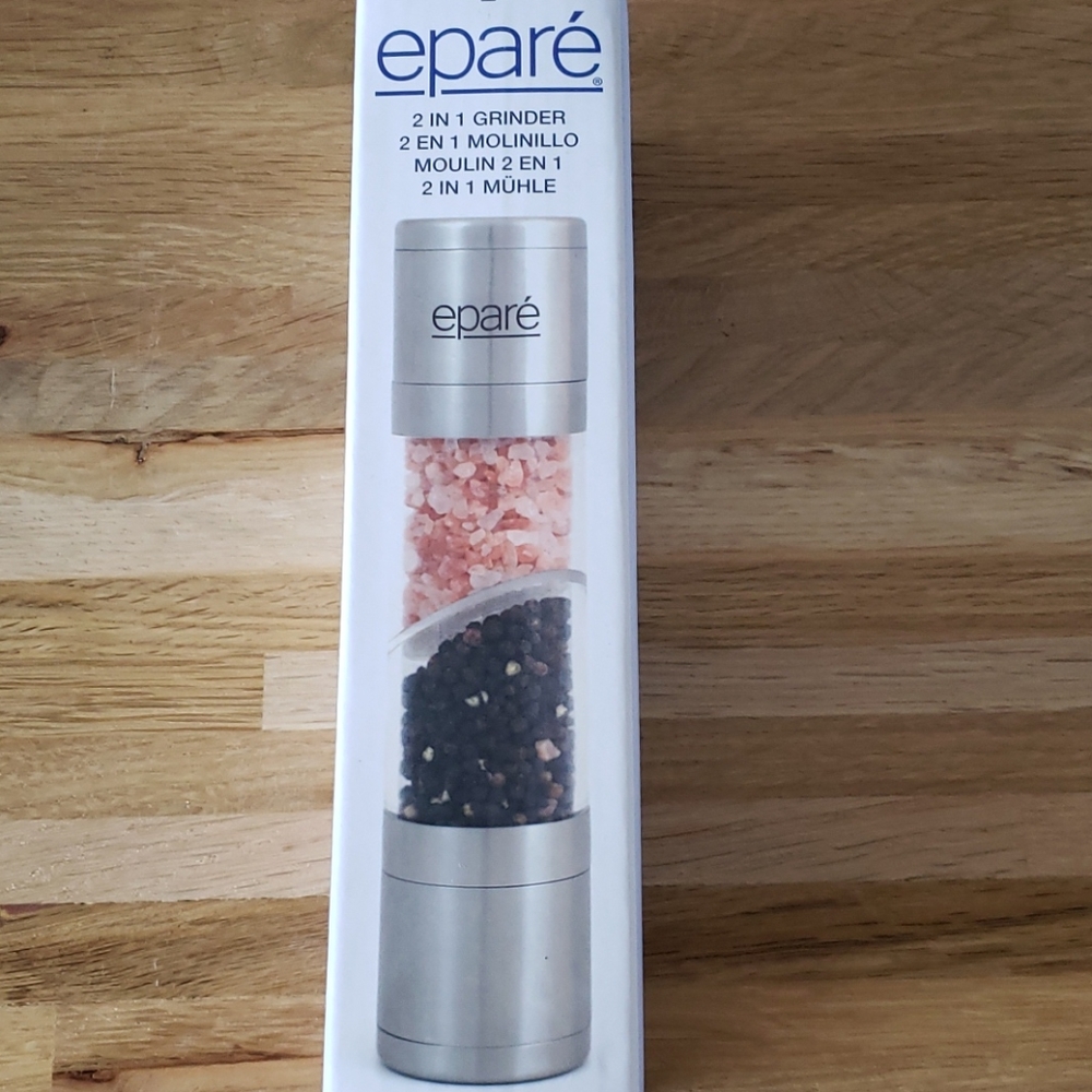 Epare 2-in-1 salt & pepper grinder. NIB